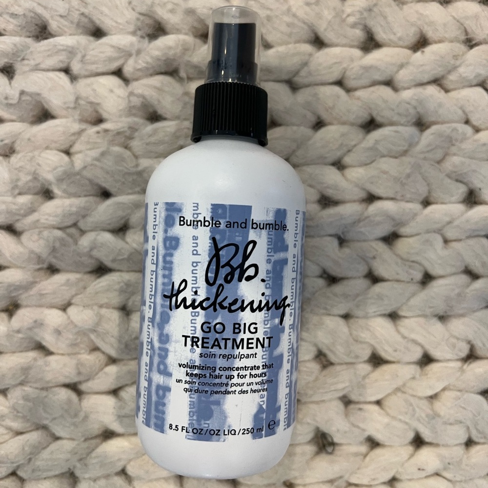Bumble and bumble Thickening Go Big Treatment in White and Blue
